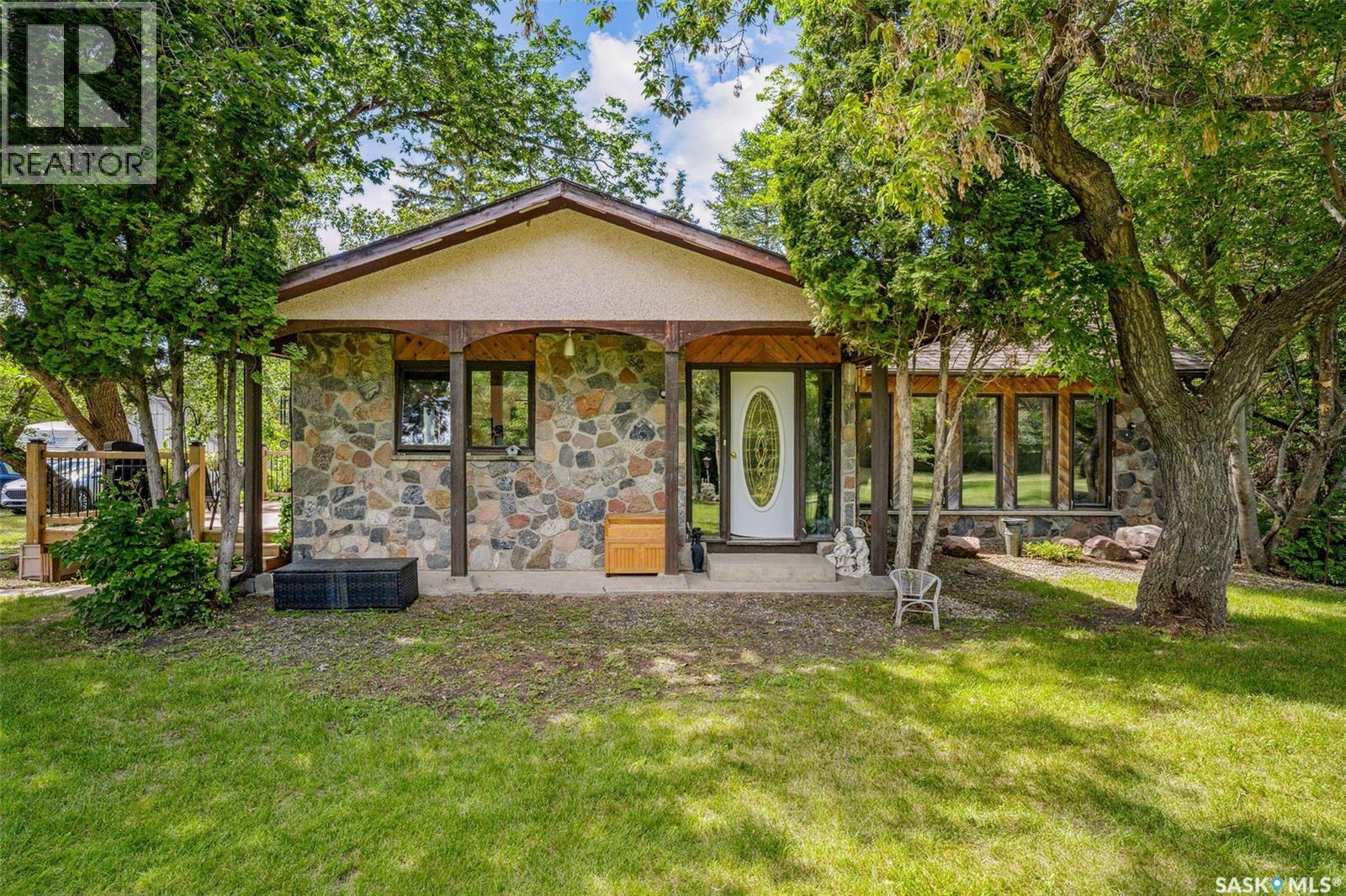 Norman And Maxine Gierl Homequarter, Leroy Rm No. 339, Saskatchewan  S0K 2P0 - Photo 3 - SK011781