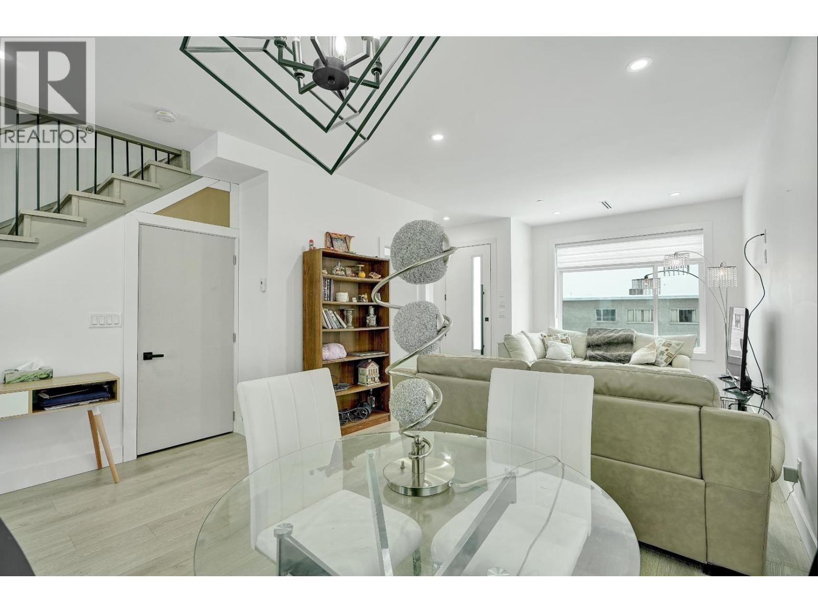 1423 E 62nd Avenue, Vancouver, British Columbia  V5N 1B7 - Photo 6 - R3077799