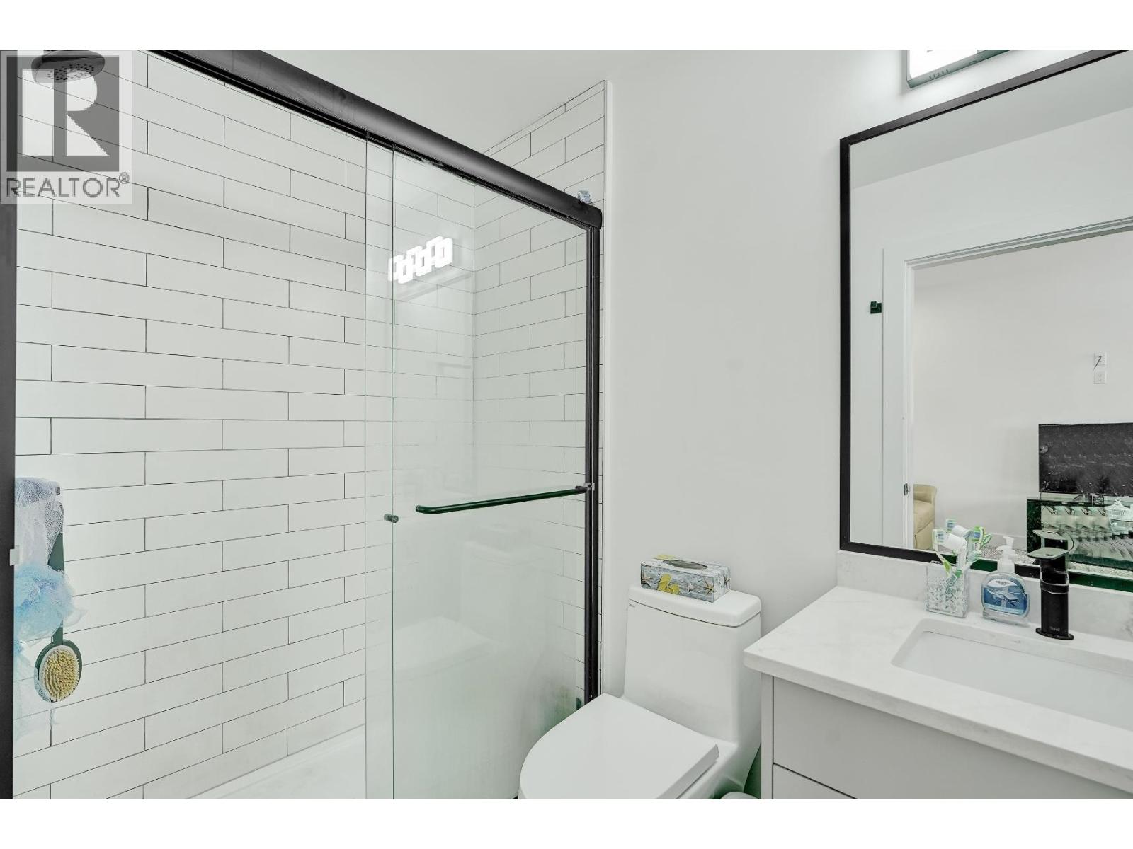 1423 E 62nd Avenue, Vancouver, British Columbia  V5N 1B7 - Photo 11 - R3077799