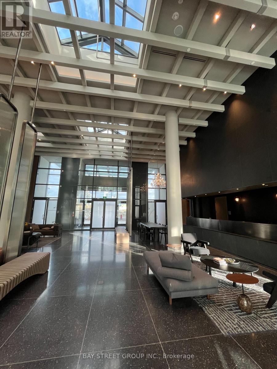 2211 - 8 Interchange Way, Vaughan, Ontario  L4K 0R2 - Photo 13 - N12615874