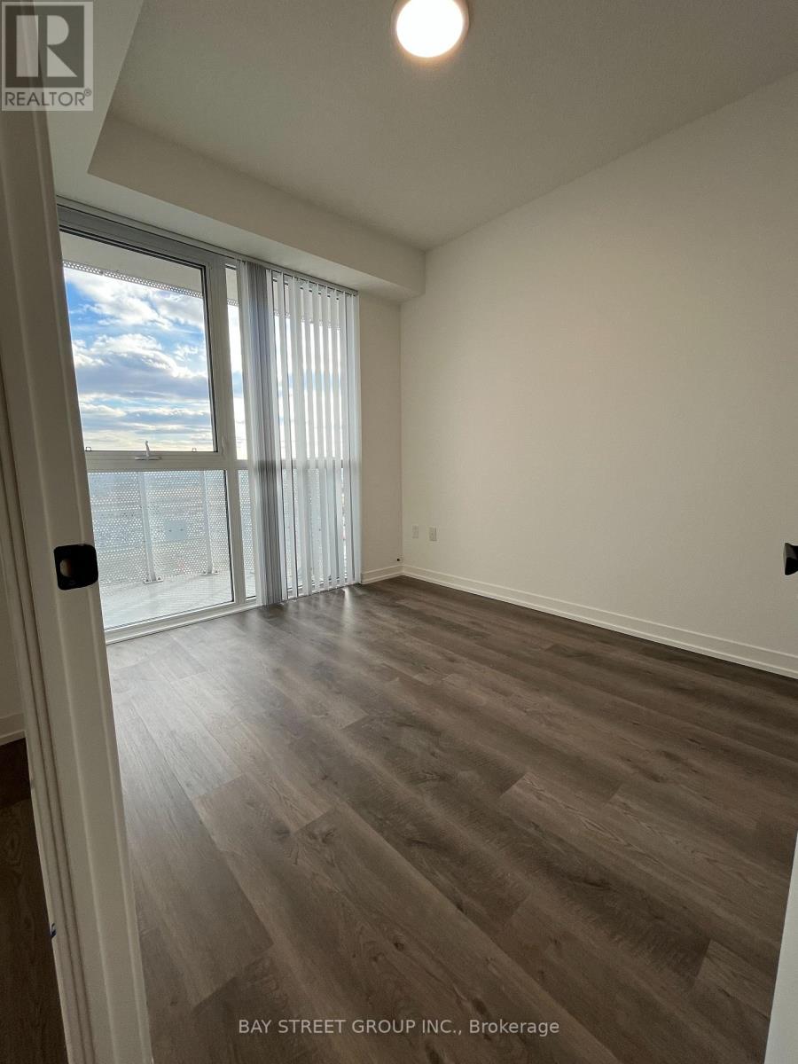 2211 - 8 Interchange Way, Vaughan, Ontario  L4K 0R2 - Photo 8 - N12615874