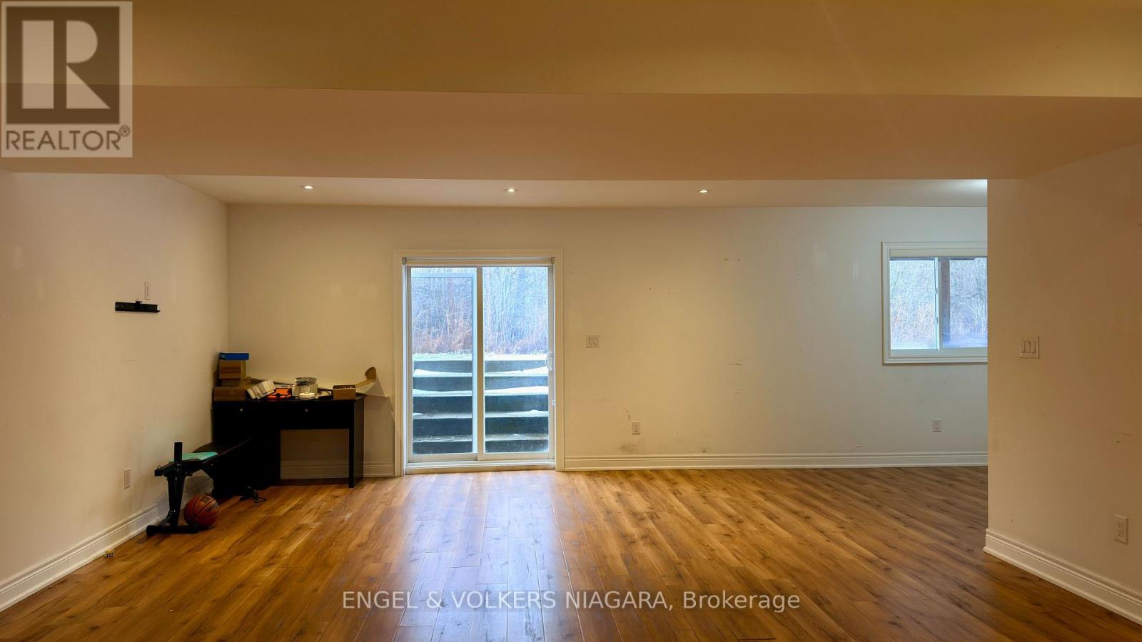 Lower/basement - 7171 Lionshead Avenue, Niagara Falls, Ontario  L2G 0A6 - Photo 6 - X12577334