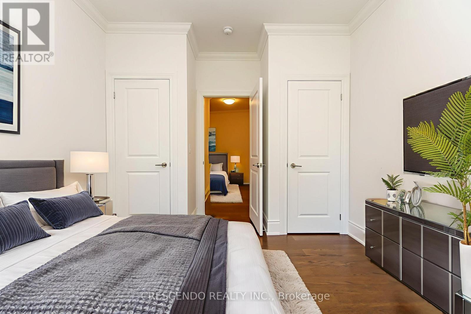 210 - 10360 Islington Avenue W, Vaughan (Kleinburg), Ontario  L0J 1C0 - Photo 10 - N12683188