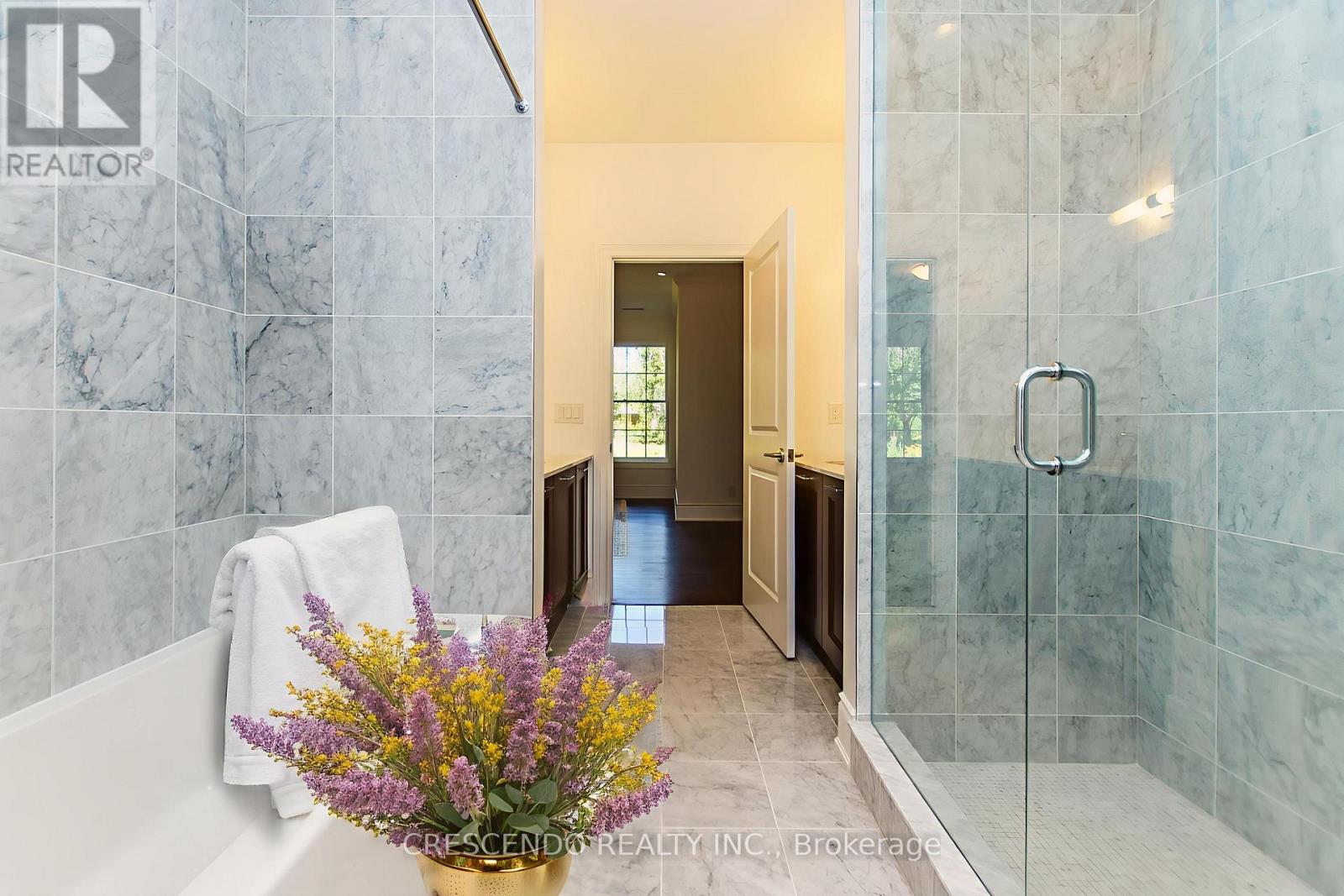 210 - 10360 Islington Avenue W, Vaughan (Kleinburg), Ontario  L0J 1C0 - Photo 12 - N12683188