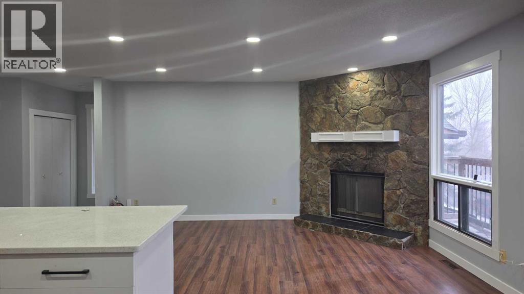 257 Macewan Glen Drive Nw, Calgary, Alberta  T3K 2G5 - Photo 6 - A2278098