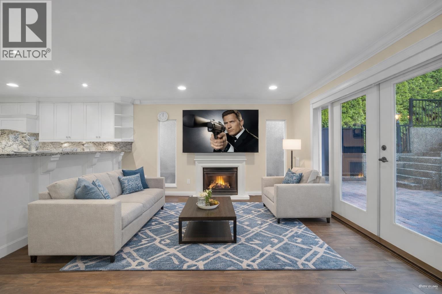 5807 Highfield Drive, Burnaby, British Columbia  V5B 1E4 - Photo 8 - R3075990