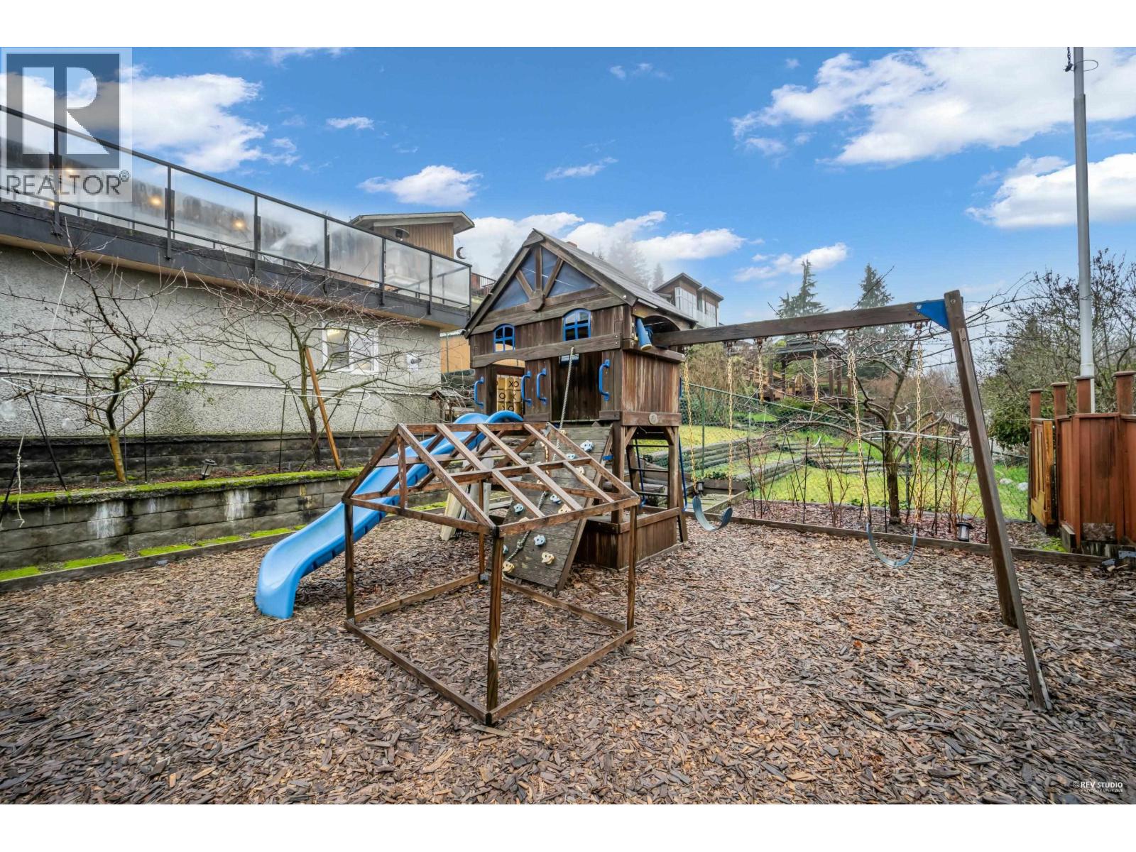 5807 Highfield Drive, Burnaby, British Columbia  V5B 1E4 - Photo 38 - R3075990