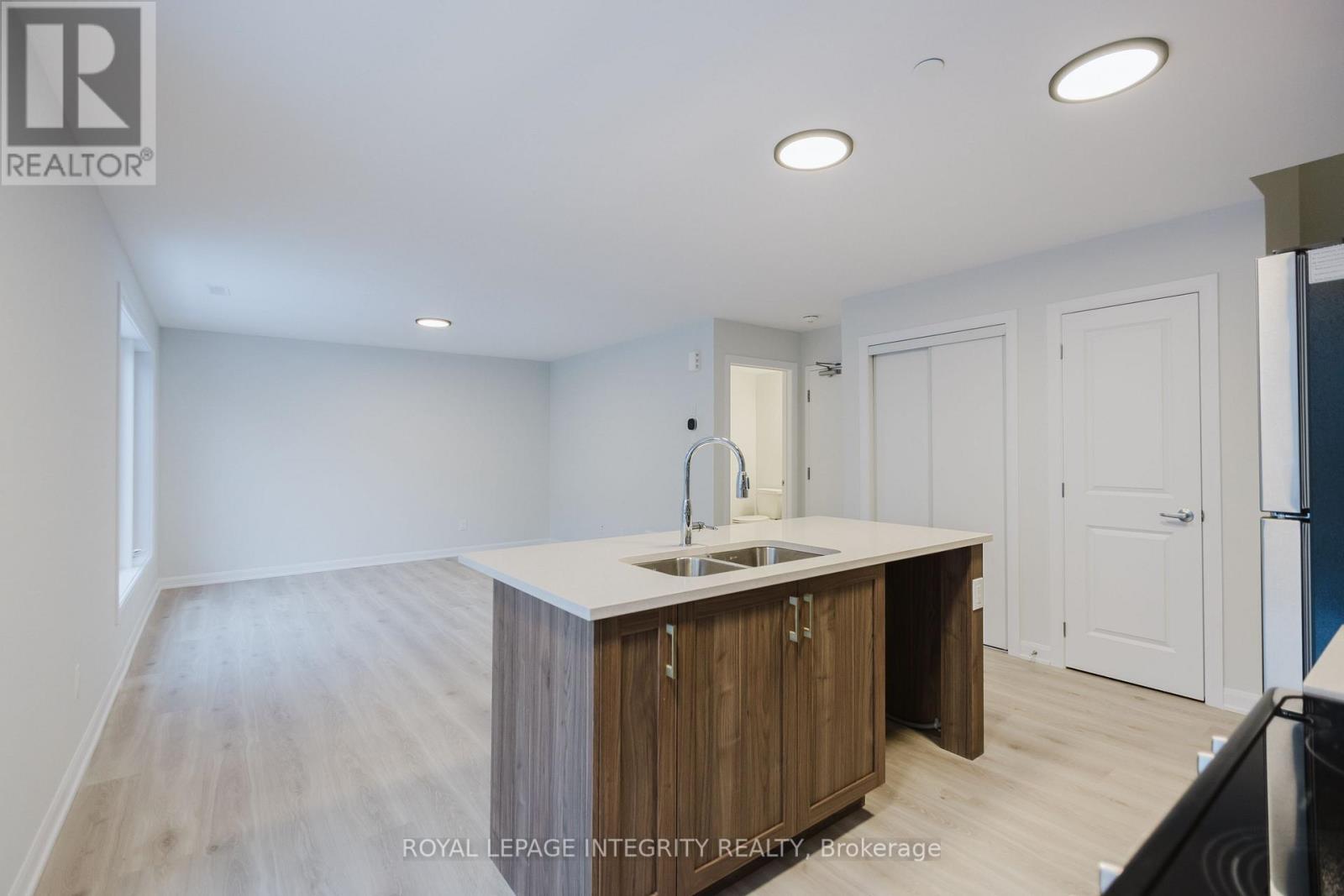 14 - 401 Glenroy Gilbert Drive, Ottawa, Ontario  K2J 5W2 - Photo 7 - X12683202