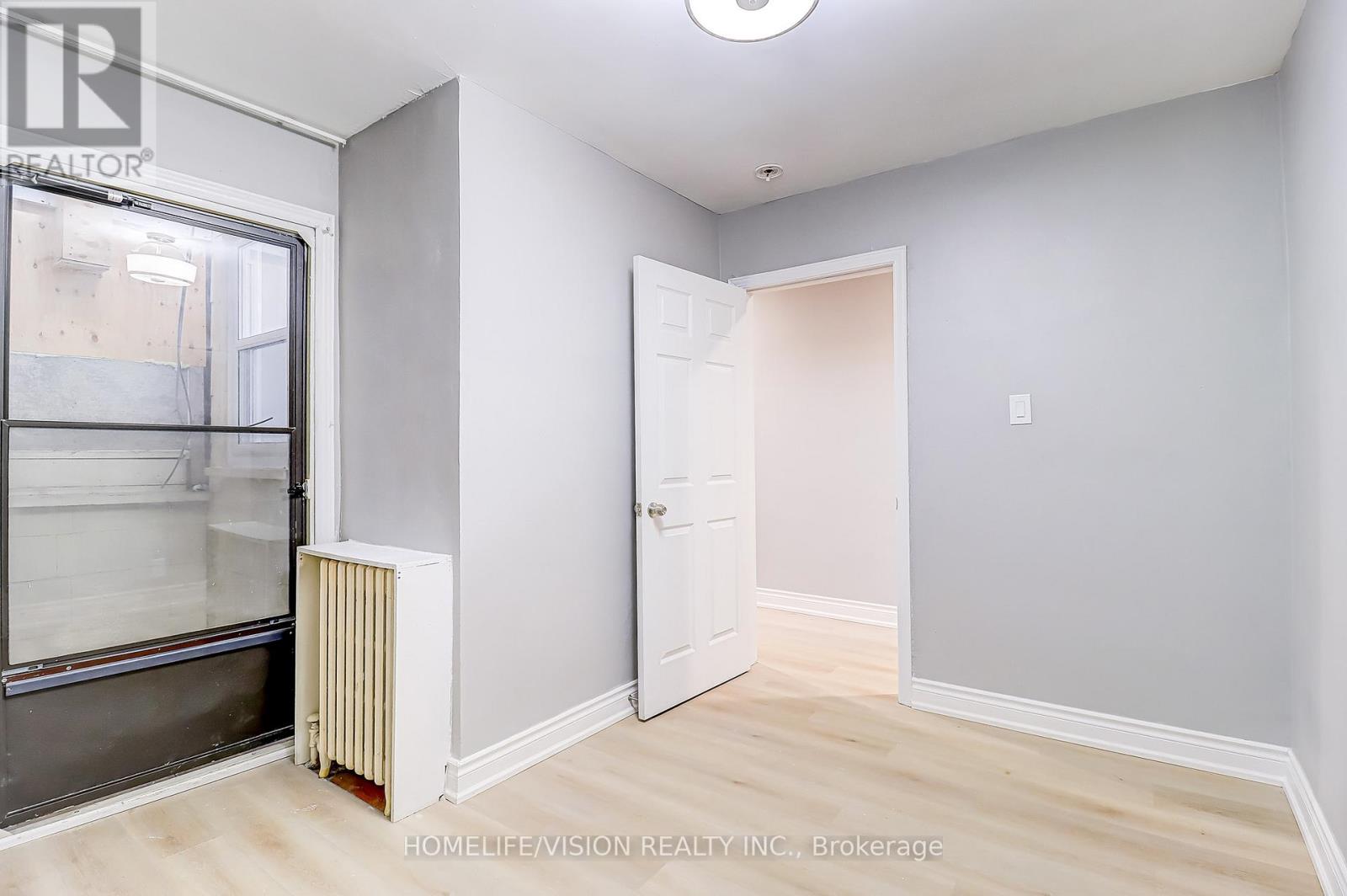 A - 2877 St Clair Avenue E, Toronto, Ontario  M4B 1N4 - Photo 12 - E12603126