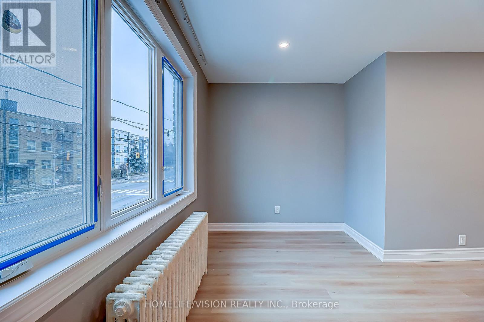 A - 2877 St Clair Avenue E, Toronto, Ontario  M4B 1N4 - Photo 11 - E12603126