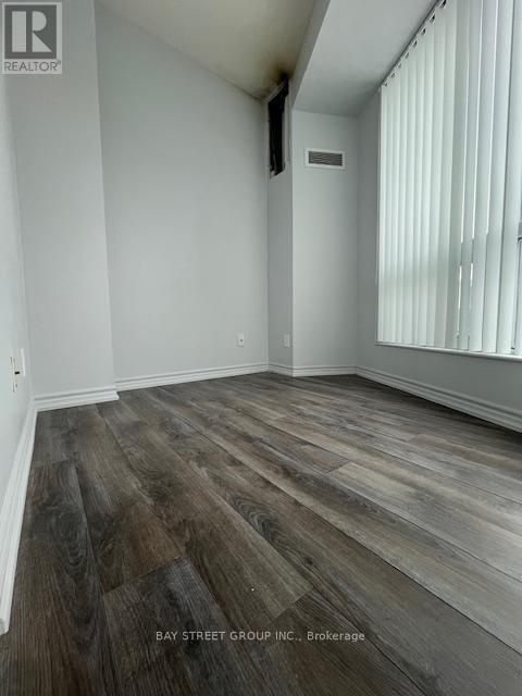 1403 - 60 Byng Avenue, Toronto, Ontario  M2N 7K3 - Photo 5 - C12683218