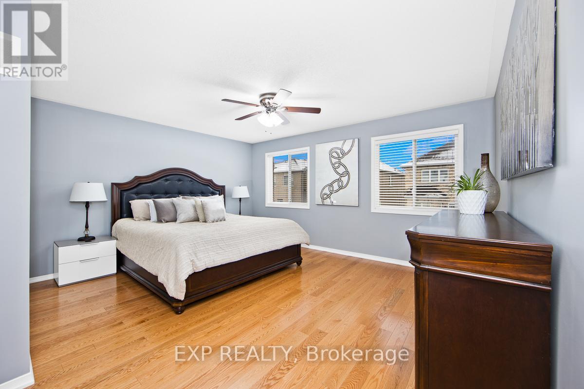 574 Reeves Way Boulevard, Whitchurch-Stouffville, Ontario  L4A 0T3 - Photo 13 - N12683198