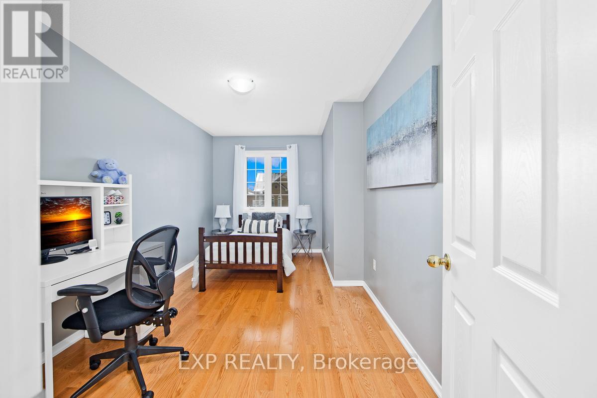 574 Reeves Way Boulevard, Whitchurch-Stouffville, Ontario  L4A 0T3 - Photo 16 - N12683198