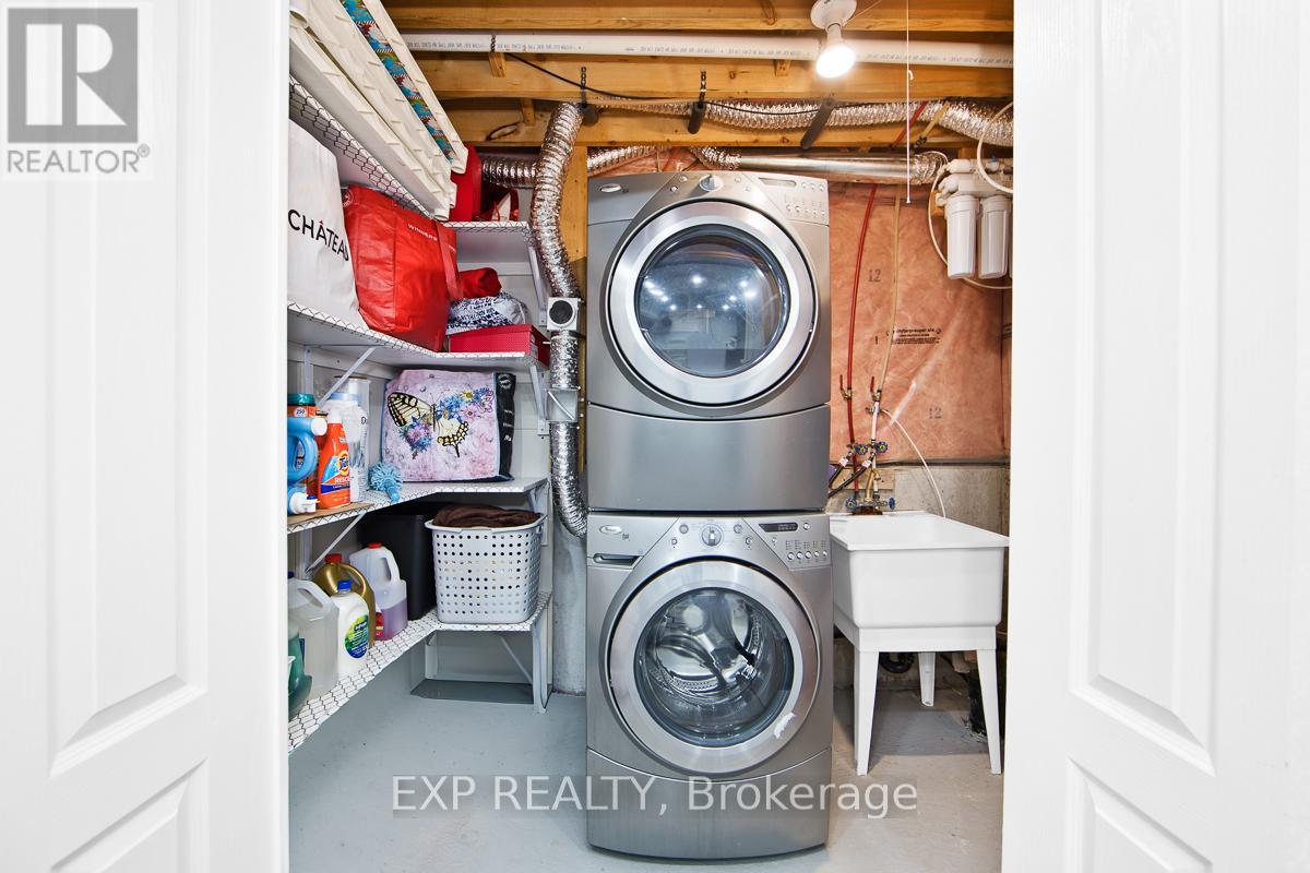 574 Reeves Way Boulevard, Whitchurch-Stouffville, Ontario  L4A 0T3 - Photo 23 - N12683198