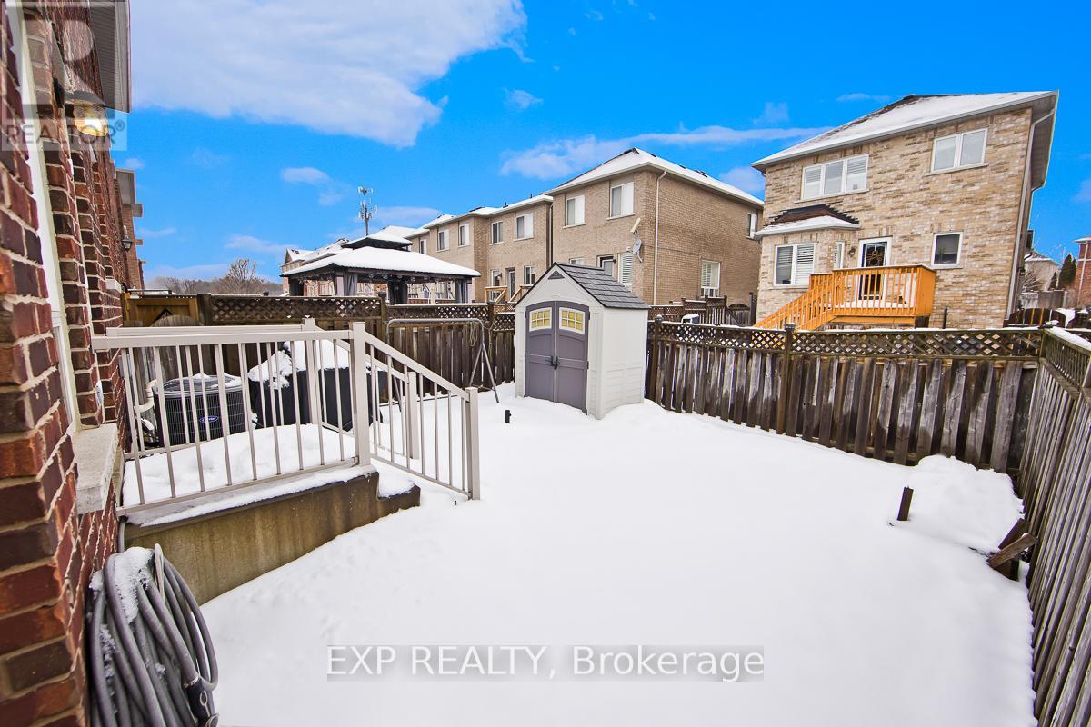 574 Reeves Way Boulevard, Whitchurch-Stouffville, Ontario  L4A 0T3 - Photo 24 - N12683198