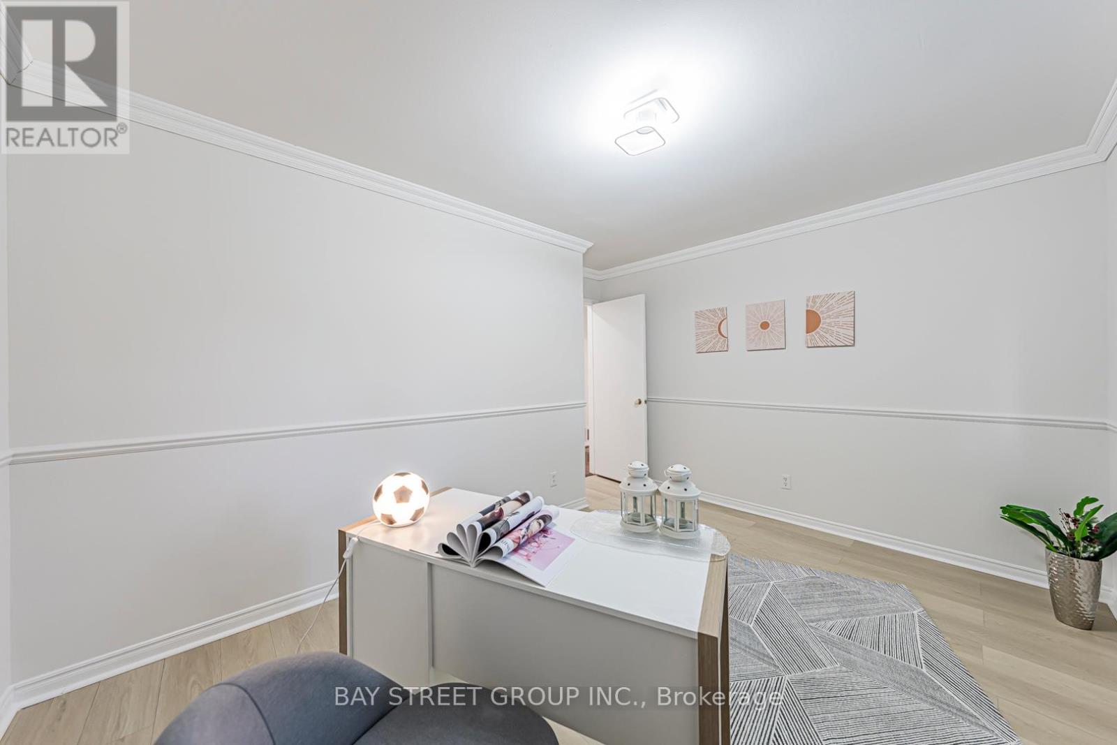 4 Sir Brandiles Place, Markham, Ontario  L3P 2Z5 - Photo 22 - N12683204