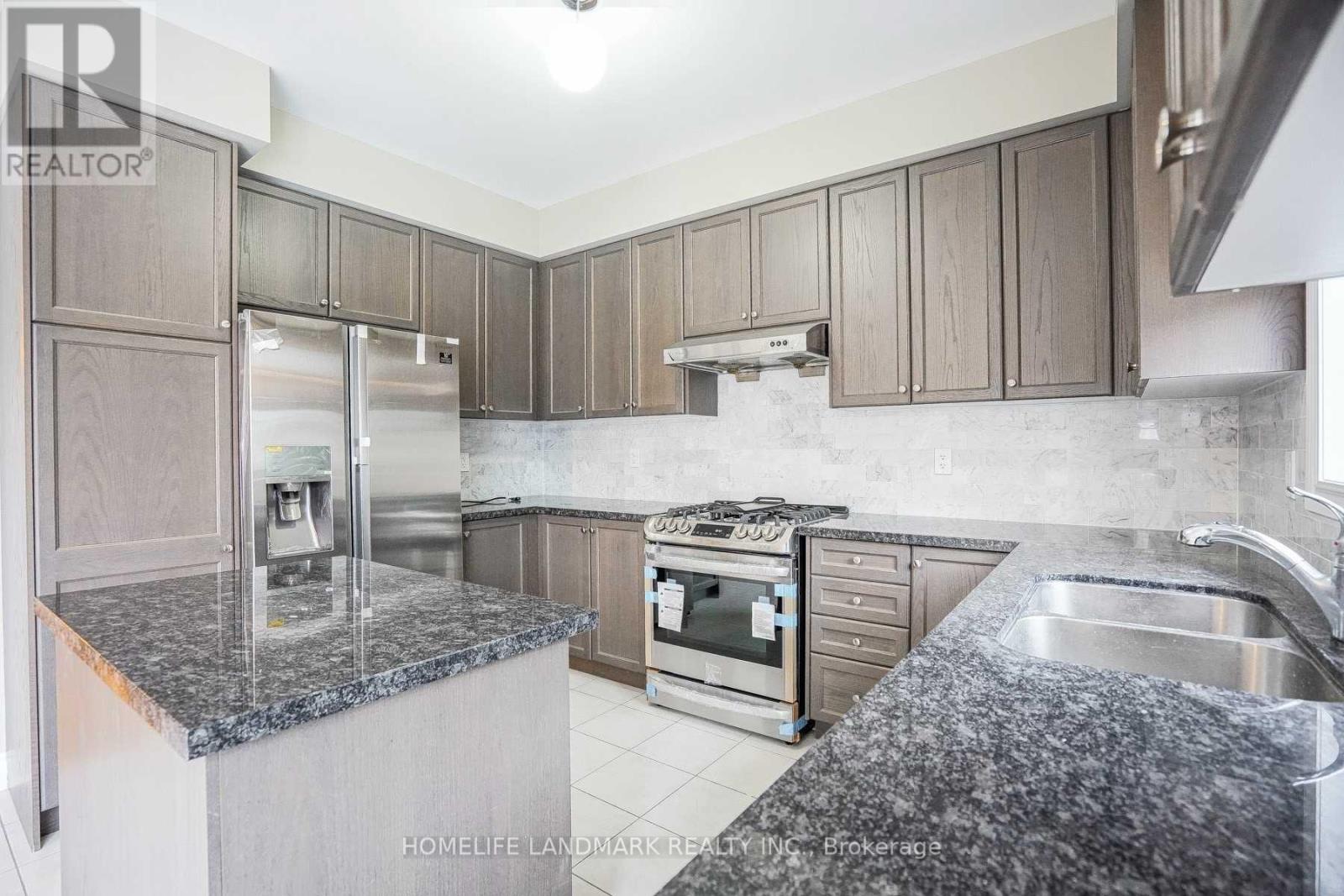 16 Mack Clement Lane, Richmond Hill, Ontario  L4S 0G2 - Photo 11 - N12683214