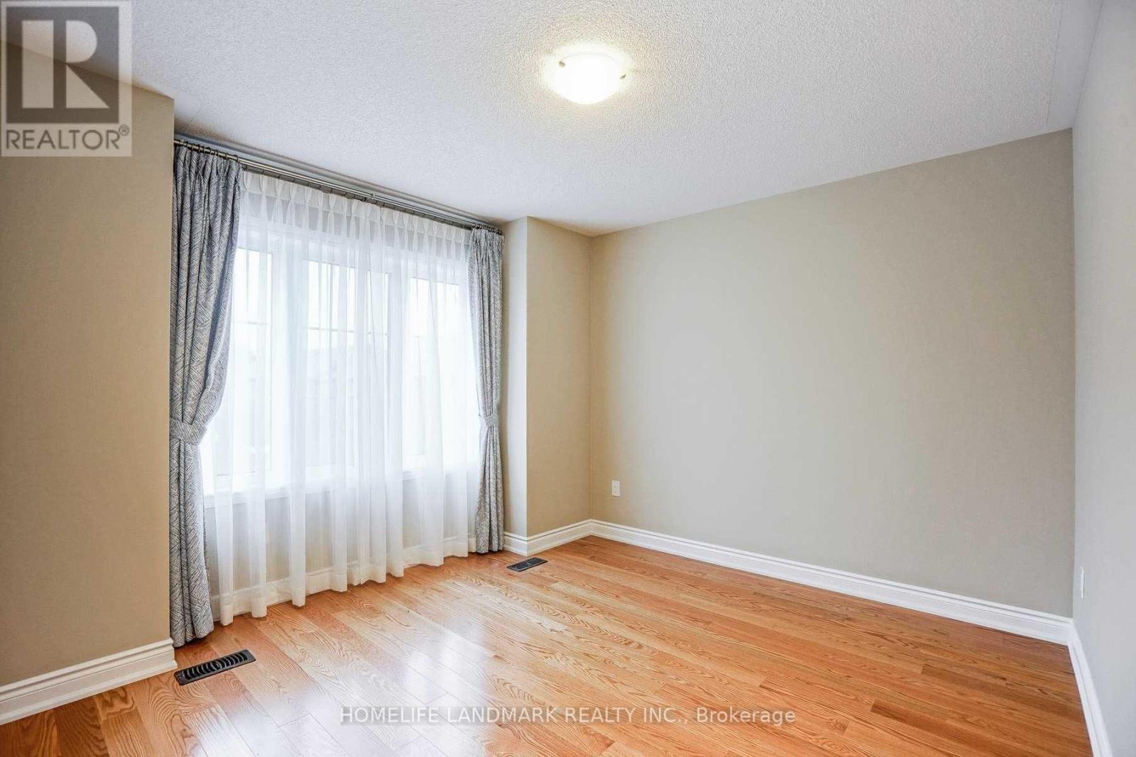 16 Mack Clement Lane, Richmond Hill, Ontario  L4S 0G2 - Photo 19 - N12683214