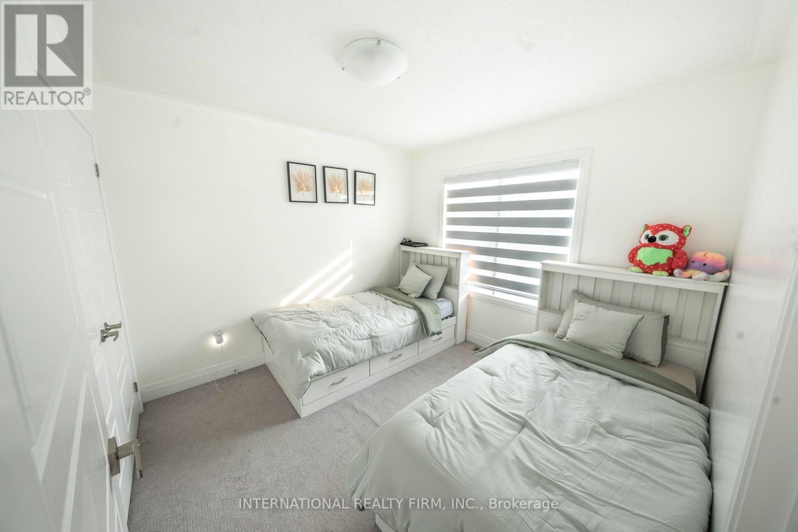 61 Tiberini Way, Bradford West Gwillimbury, Ontario  L3Z 4K3 - Photo 34 - N12683226