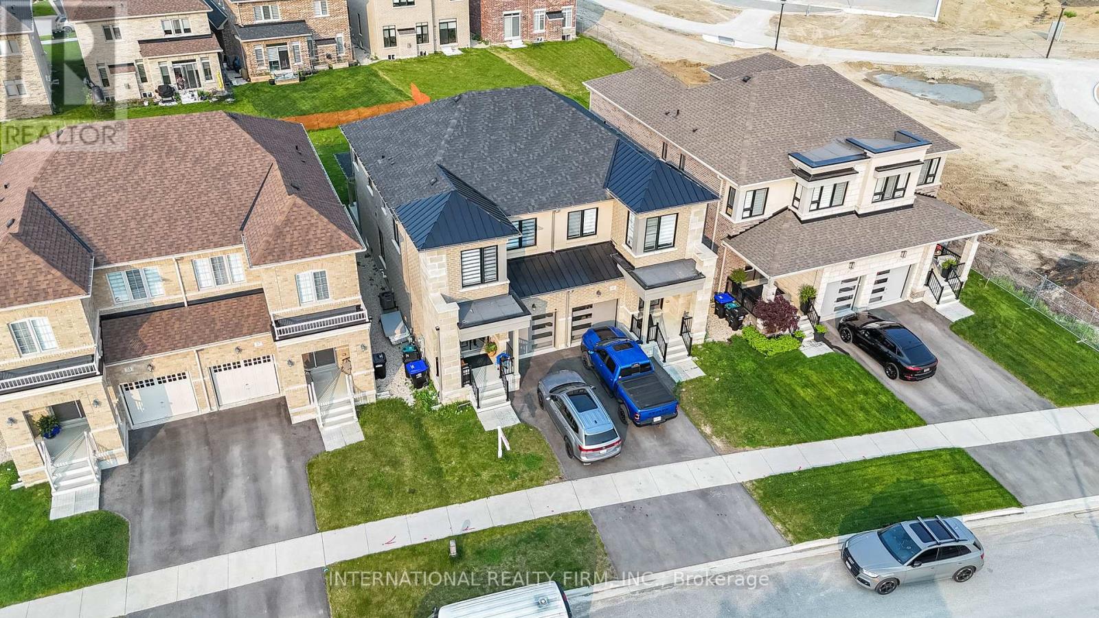 61 Tiberini Way, Bradford West Gwillimbury, Ontario  L3Z 4K3 - Photo 41 - N12683226