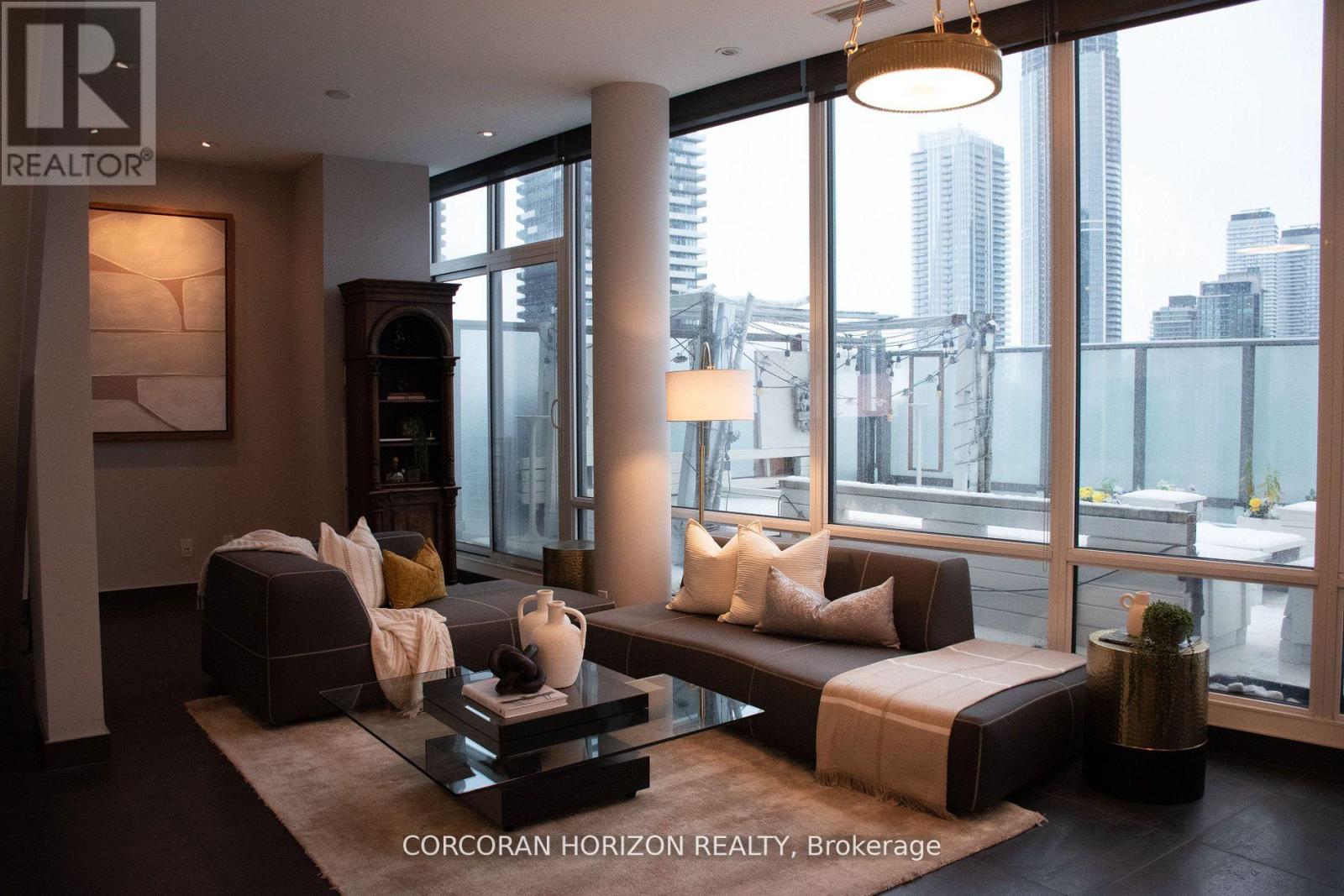 Ph3301 - 1 Market Street, Toronto, Ontario  M5E 0A2 - Photo 2 - C12683236