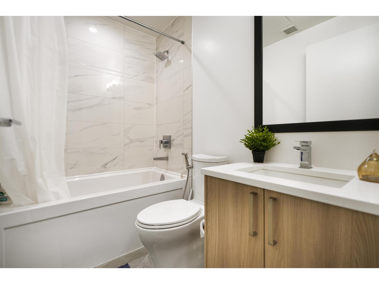 4107 13350 Central Avenue, Surrey, British Columbia  V3T 0S1 - Photo 6 - R3077333