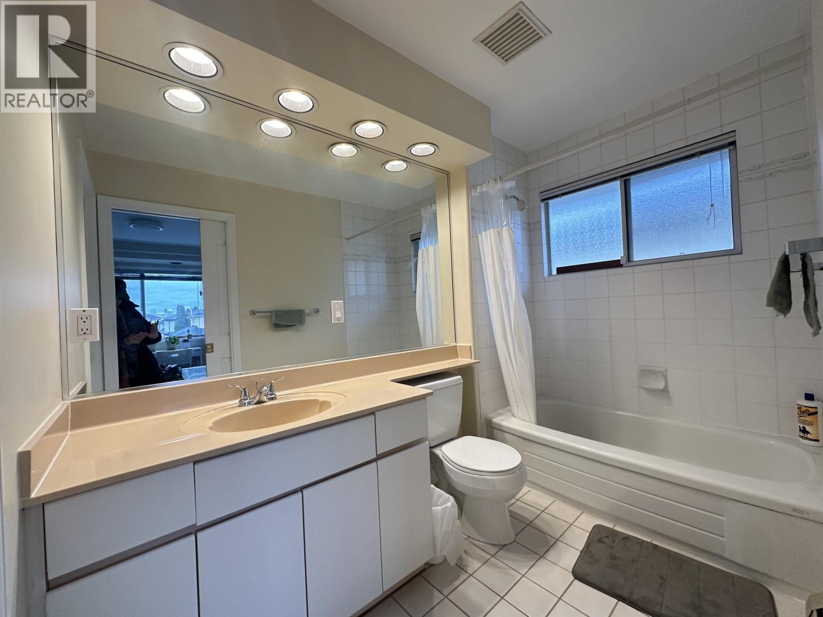 4151 Bryson Court, Richmond, British Columbia V6X 3S5 - Photo 7 - R3077834