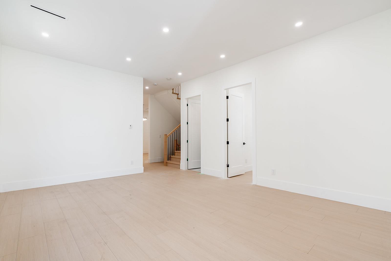 11551 80 Avenue, Delta, British Columbia  V4C 1X5 - Photo 8 - R3077180