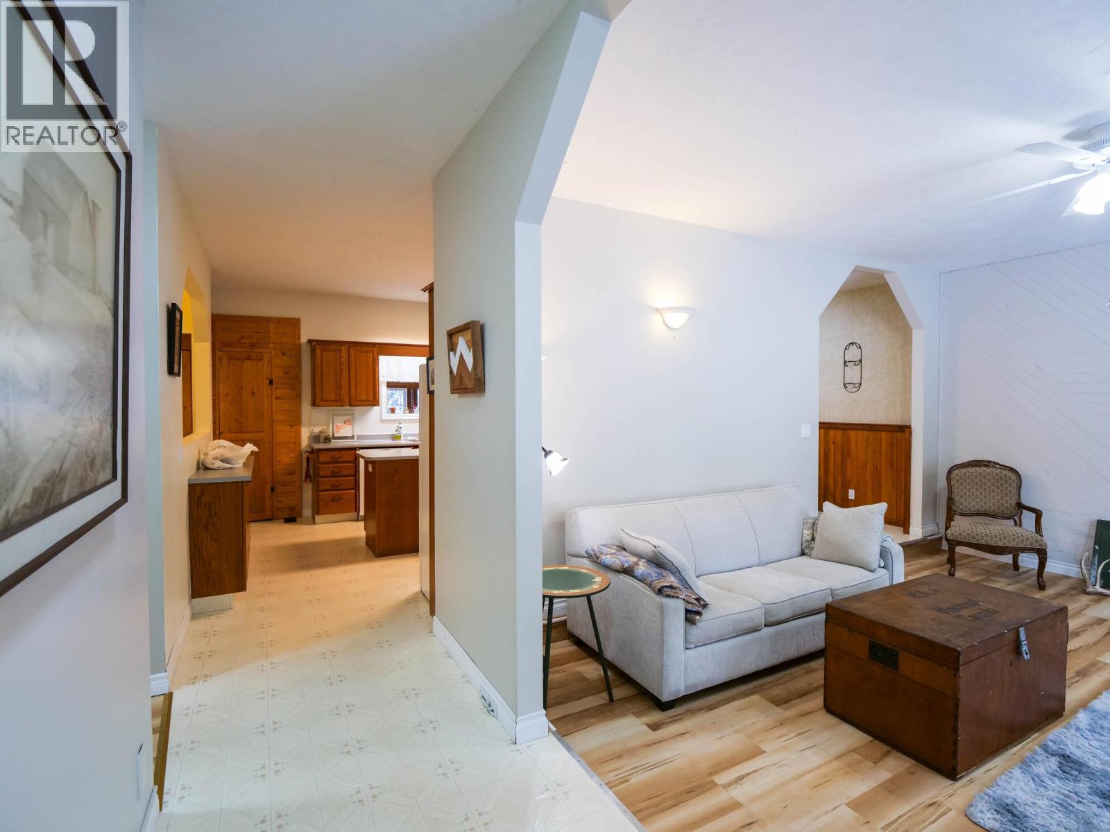 2401 Tanoka Road, Quesnel, British Columbia  V2J 7B8 - Photo 15 - R3078024