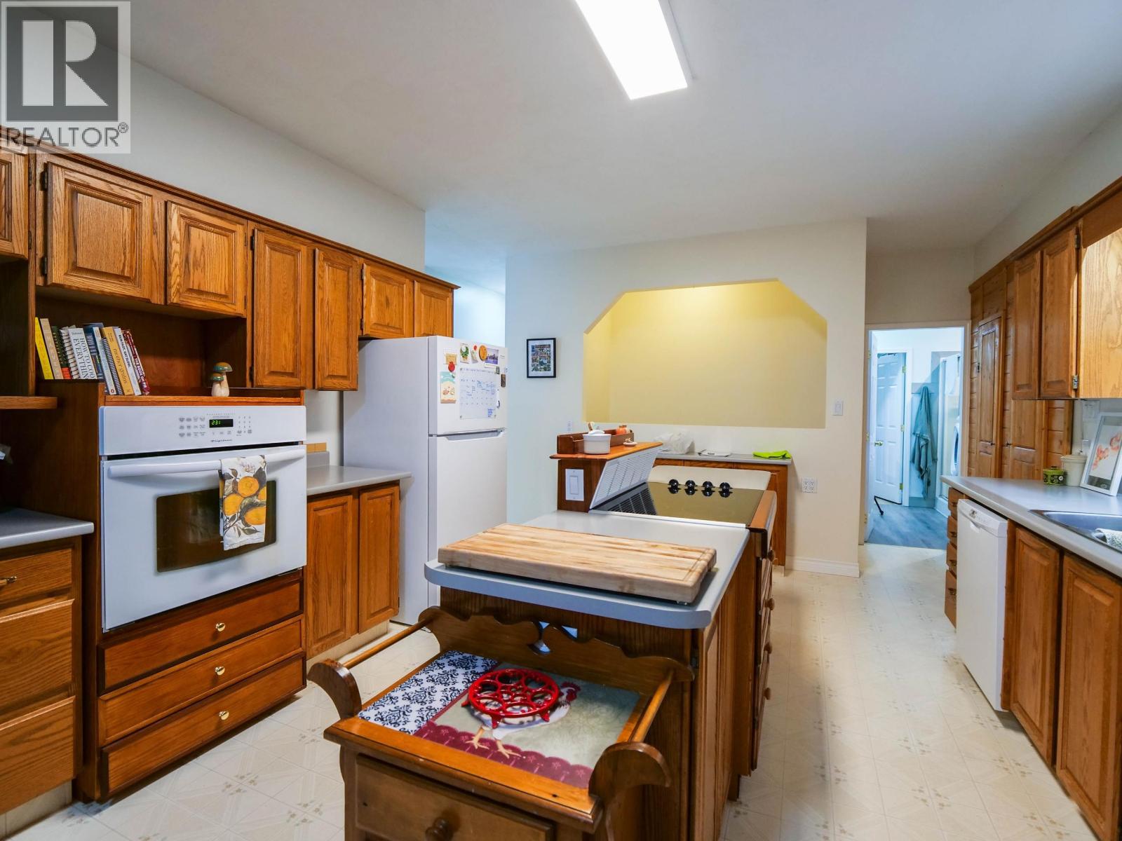 2401 Tanoka Road, Quesnel, British Columbia  V2J 7B8 - Photo 19 - R3078024