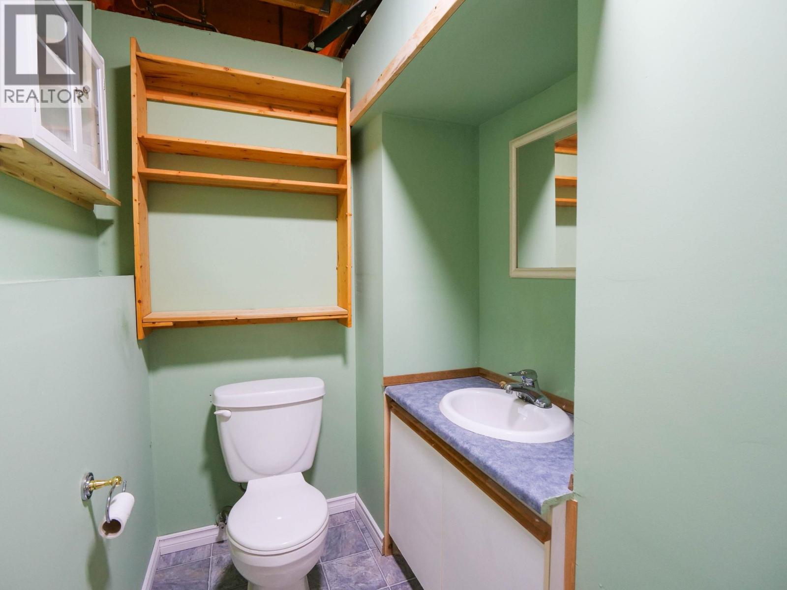 2401 Tanoka Road, Quesnel, British Columbia  V2J 7B8 - Photo 36 - R3078024