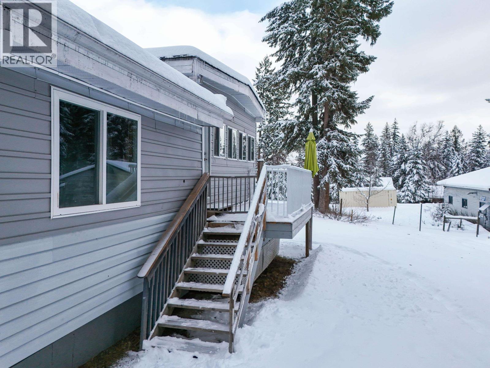 2401 Tanoka Road, Quesnel, British Columbia  V2J 7B8 - Photo 4 - R3078024