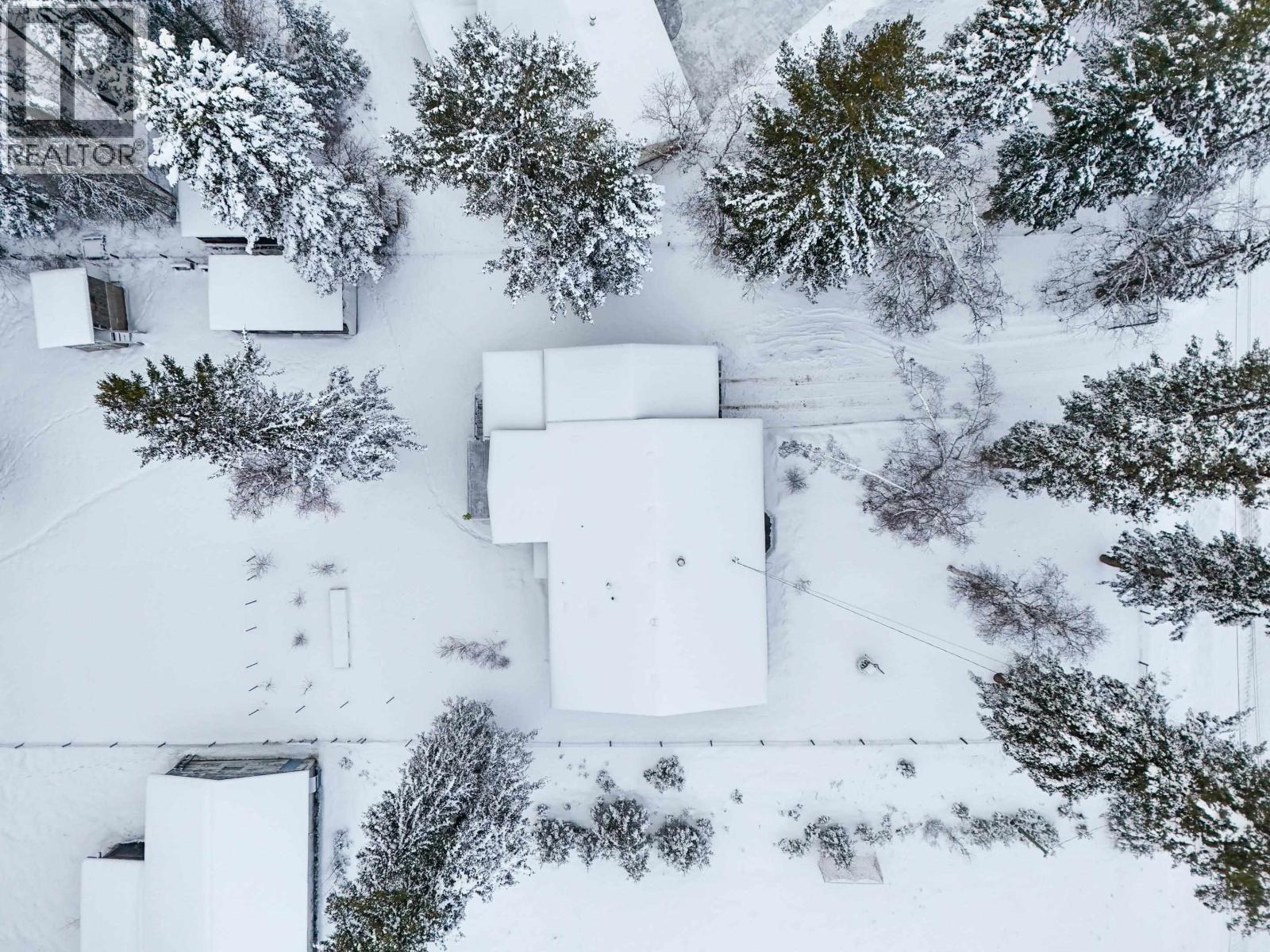 2401 Tanoka Road, Quesnel, British Columbia  V2J 7B8 - Photo 8 - R3078024