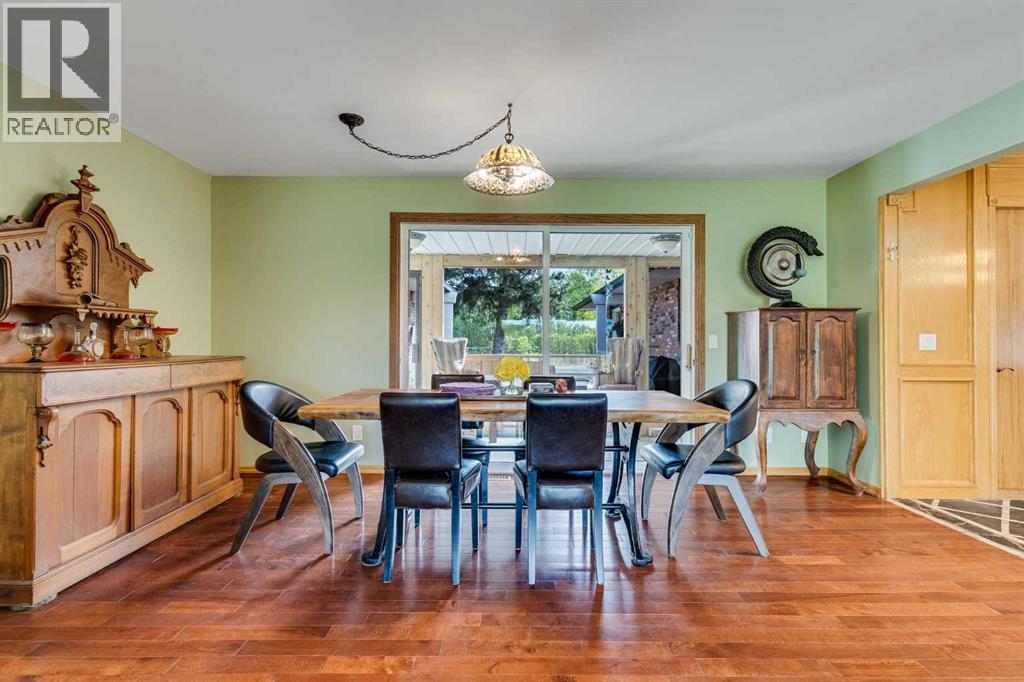 24157 Meadow Drive, Rural Rocky View County, Alberta  T3R 1A8 - Photo 11 - A2268236