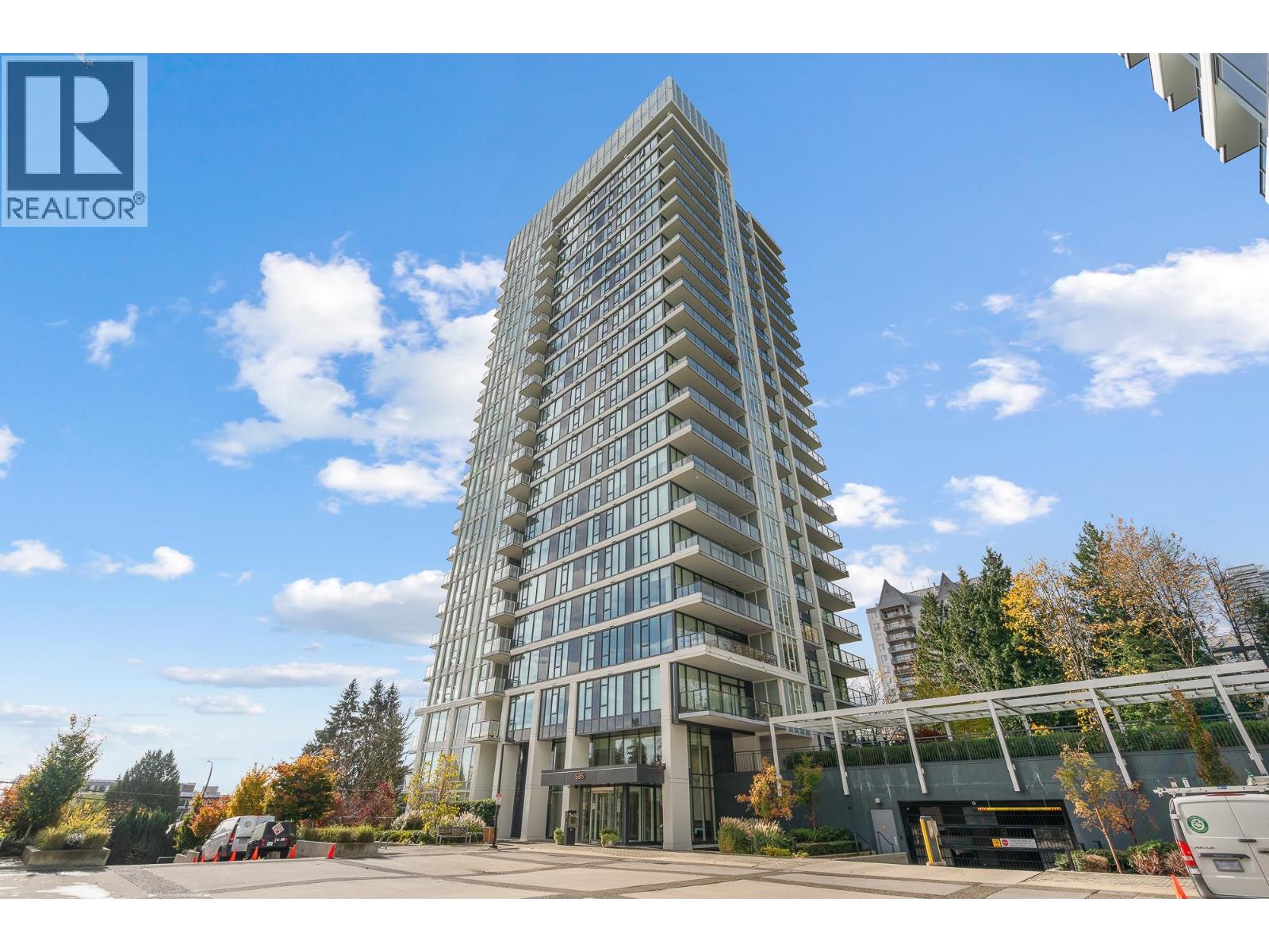 205 585 Austin Avenue, Coquitlam, British Columbia  V3K 0G6 - Photo 2 - R3066197