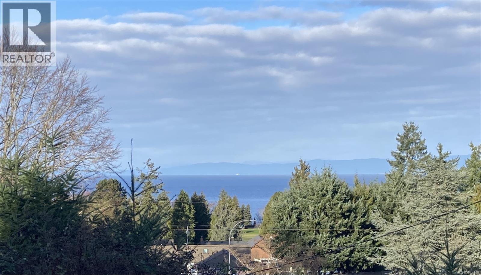135 Sunningdale Rd W, Qualicum Beach, British Columbia
