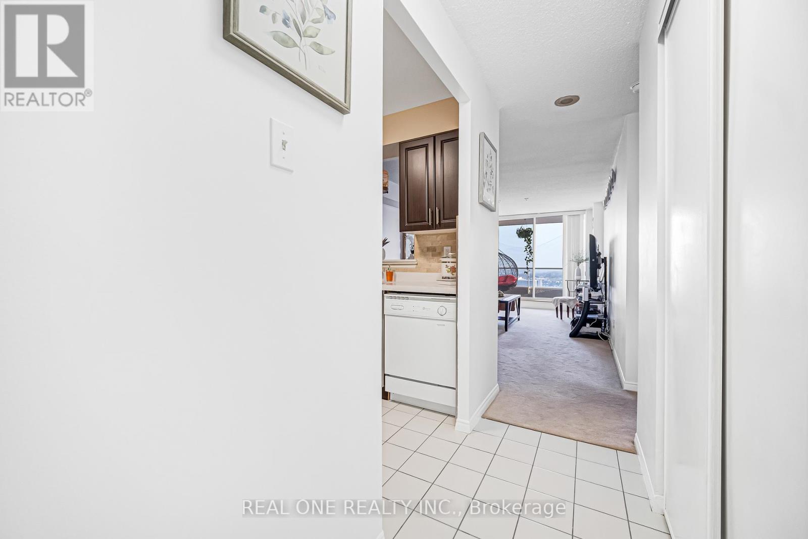 1612 - 410 Mclevin Avenue, Toronto, Ontario  M1B 5J5 - Photo 11 - E12681320