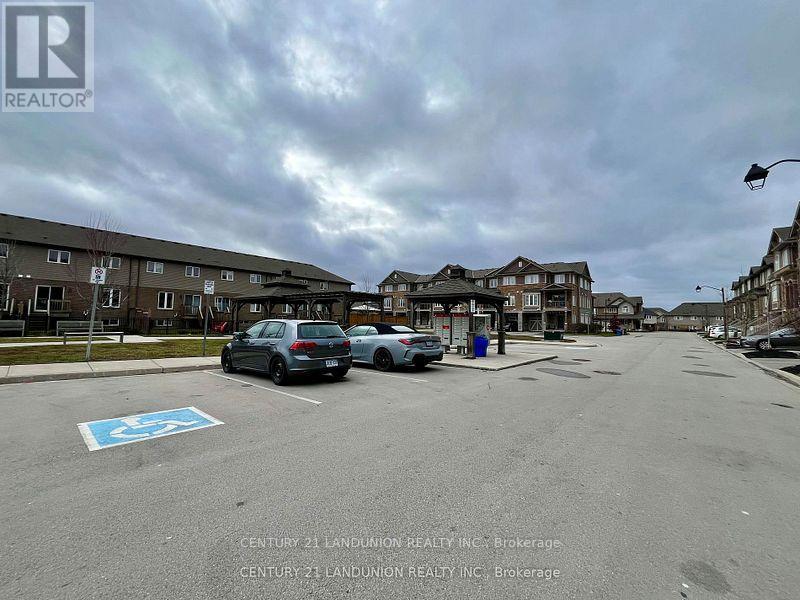 56 Bloom Crescent, Hamilton, Ontario  L0R 1P0 - Photo 29 - X12681686