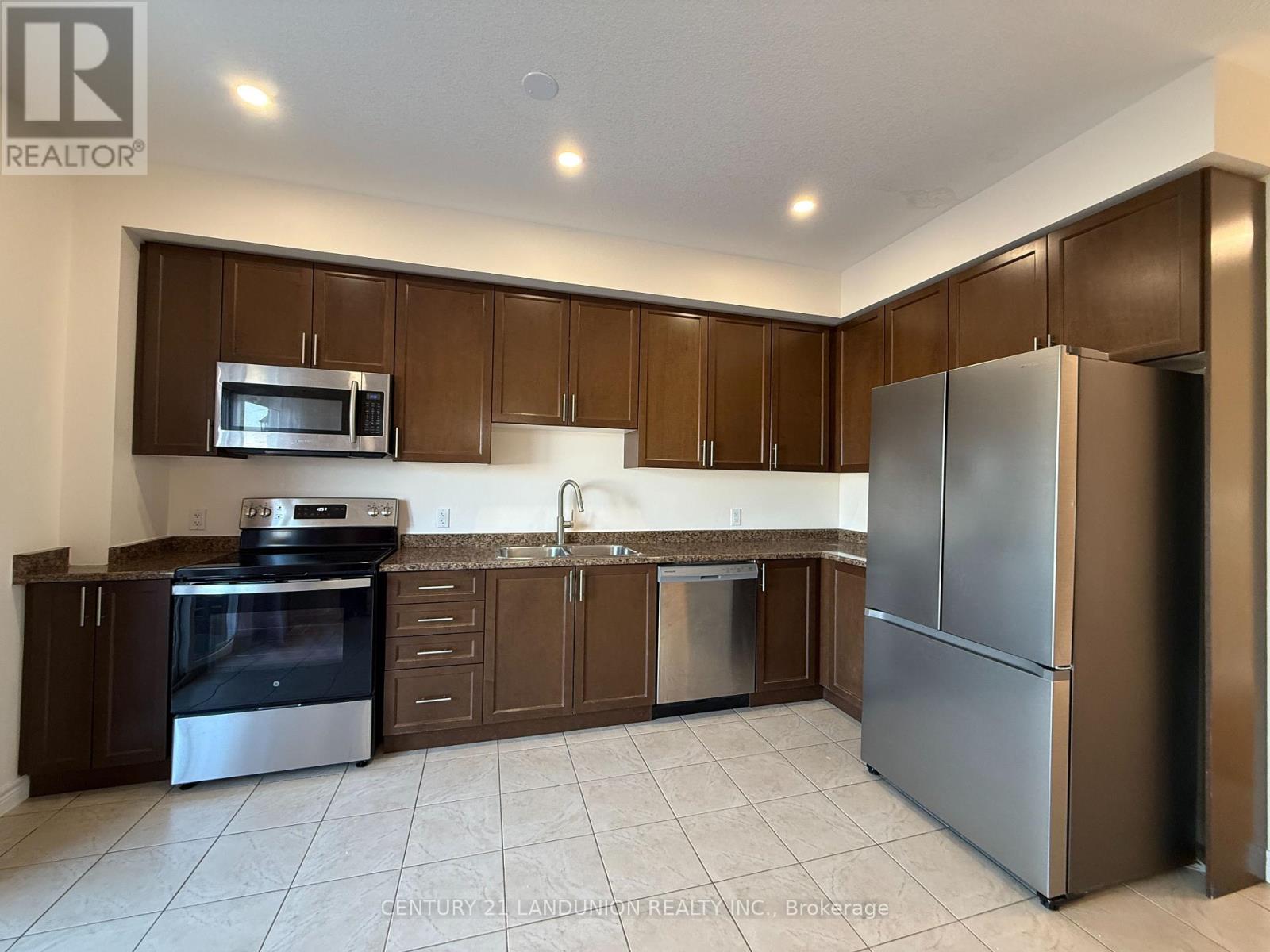 56 Bloom Crescent, Hamilton, Ontario  L0R 1P0 - Photo 15 - X12681686