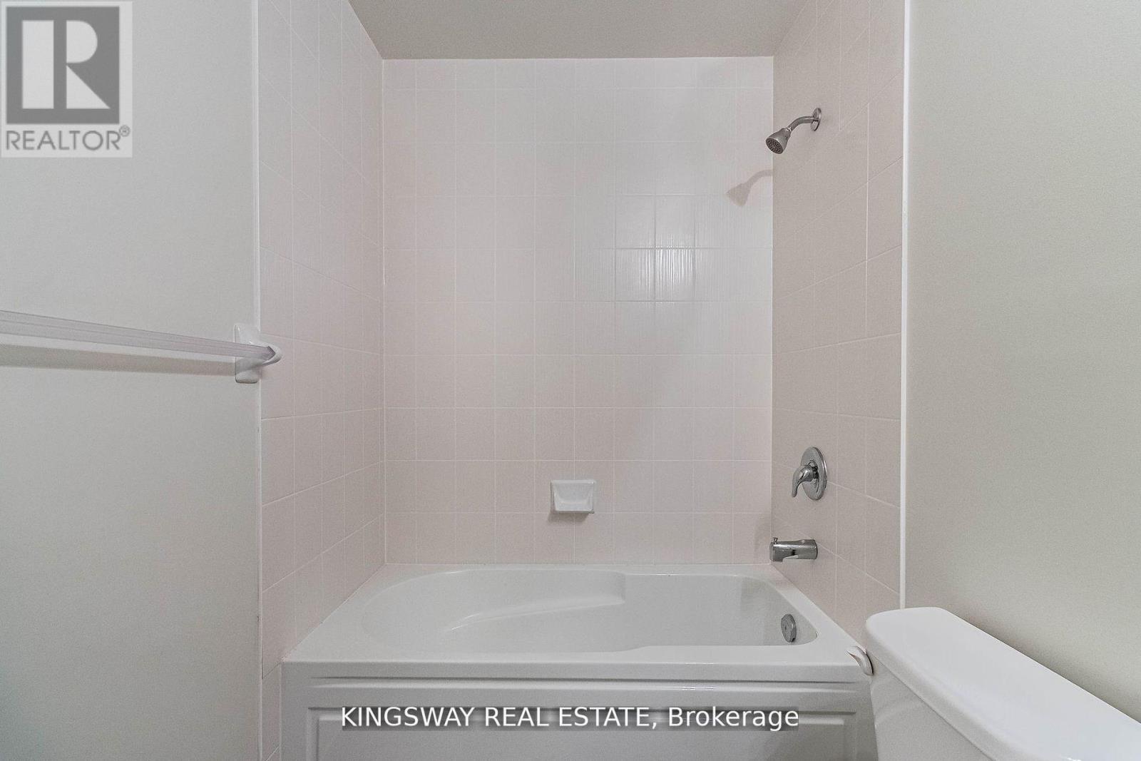 217 - 349 Rathburn Road W, Mississauga, Ontario  L5B 0G9 - Photo 18 - W12427625