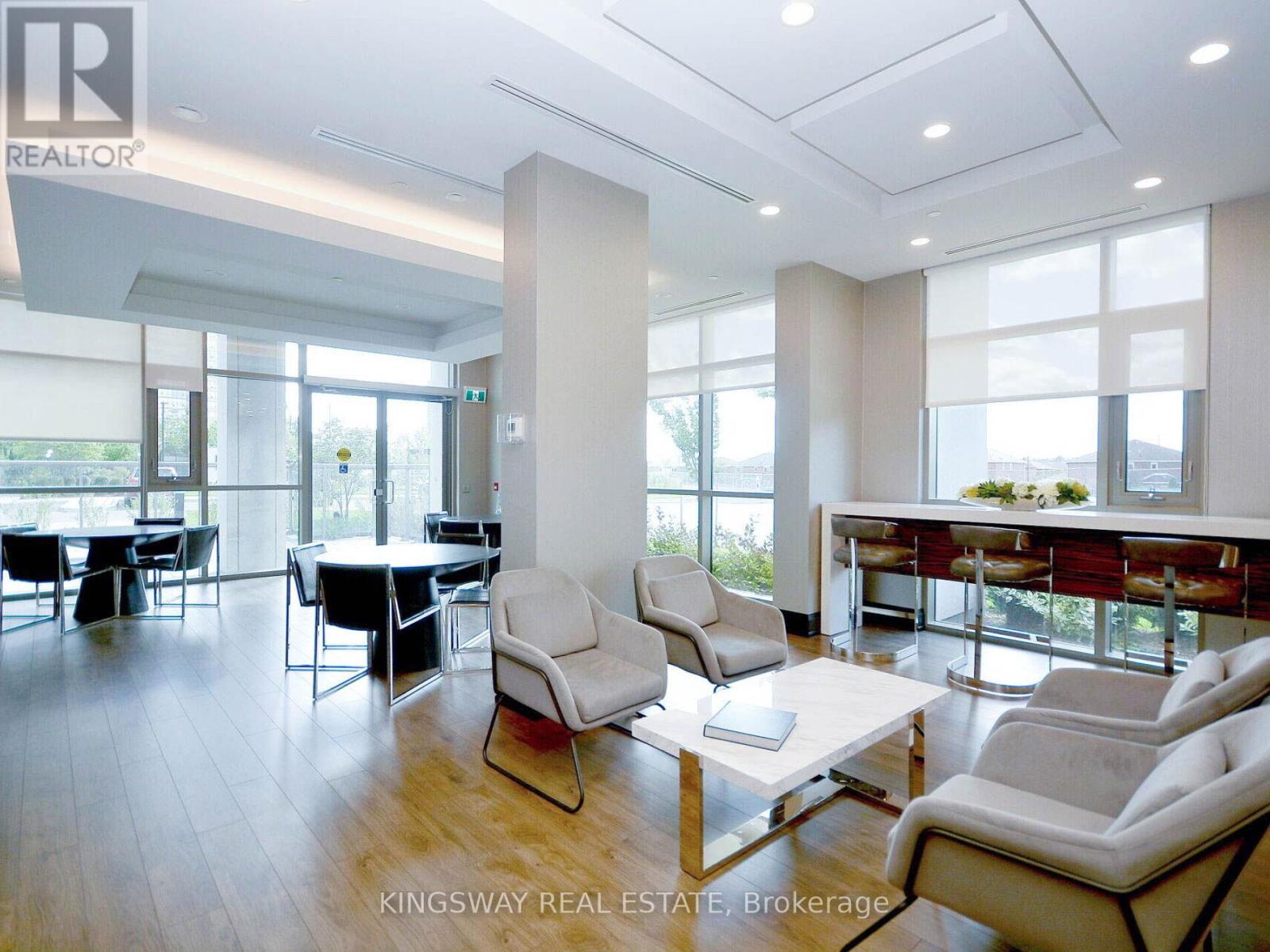 Ph 111 - 349 Rathburn Road, Mississauga, Ontario L5B 0G9 - Photo 38 - W12606624