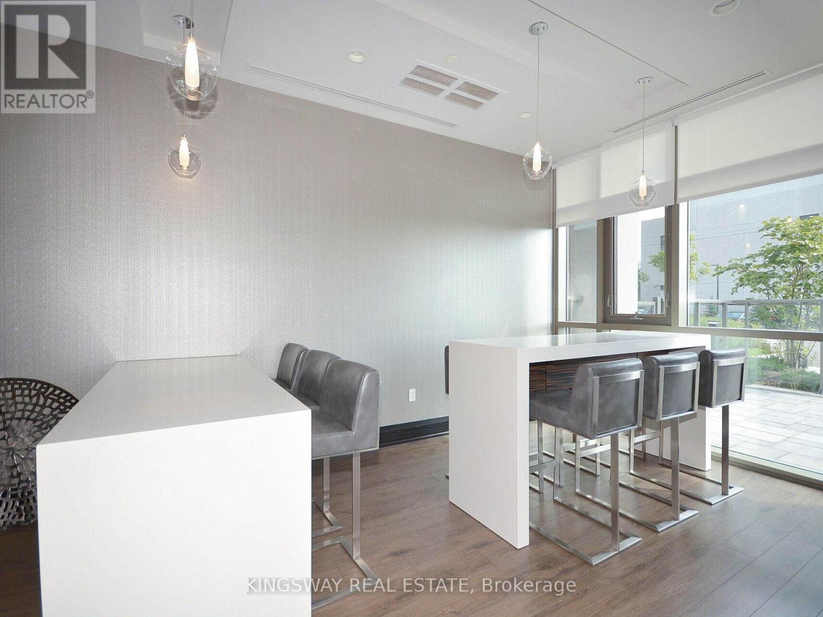 Ph 111 - 349 Rathburn Road, Mississauga, Ontario L5B 0G9 - Photo 40 - W12606624