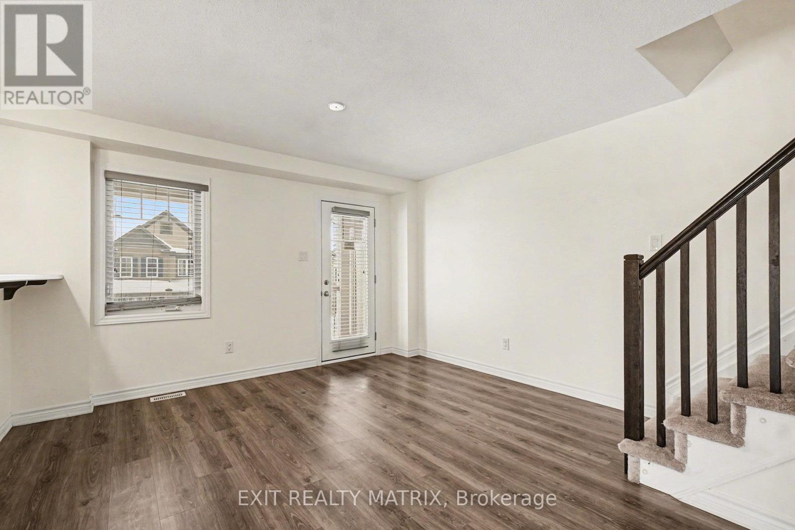 370 Willow Aster Circle, Ottawa, Ontario  K4A 1C8 - Photo 7 - X12683242