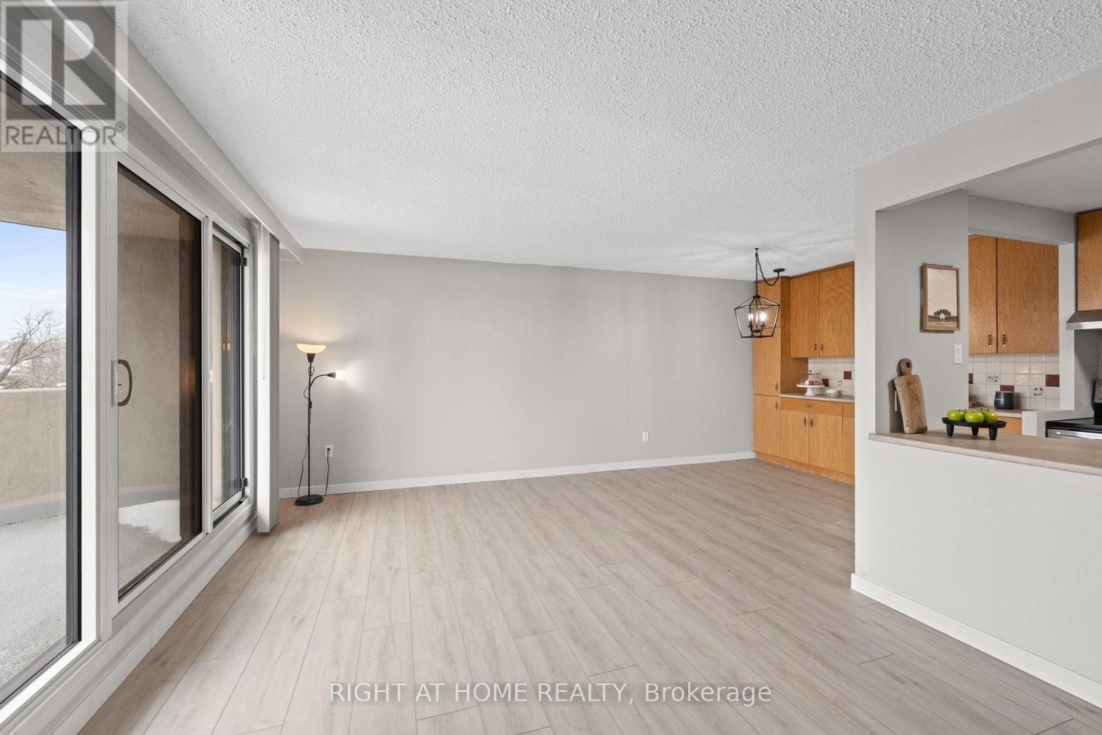 507 - 1025 Richmond Road, Ottawa, Ontario  K2B 8G8 - Photo 8 - X12683278