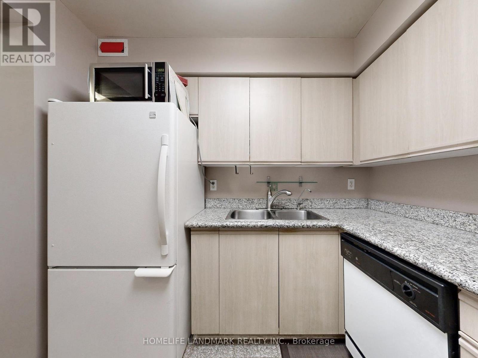 504 - 35 Empress Avenue, Toronto, Ontario M2N 3T2 - Photo 17 - C12683248