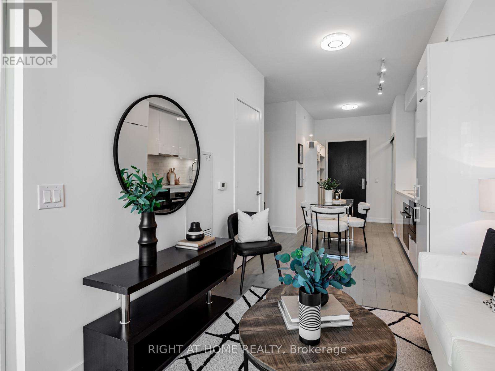 1804 - 158 Front Street, Toronto, Ontario  M5A 0K9 - Photo 16 - C12683252