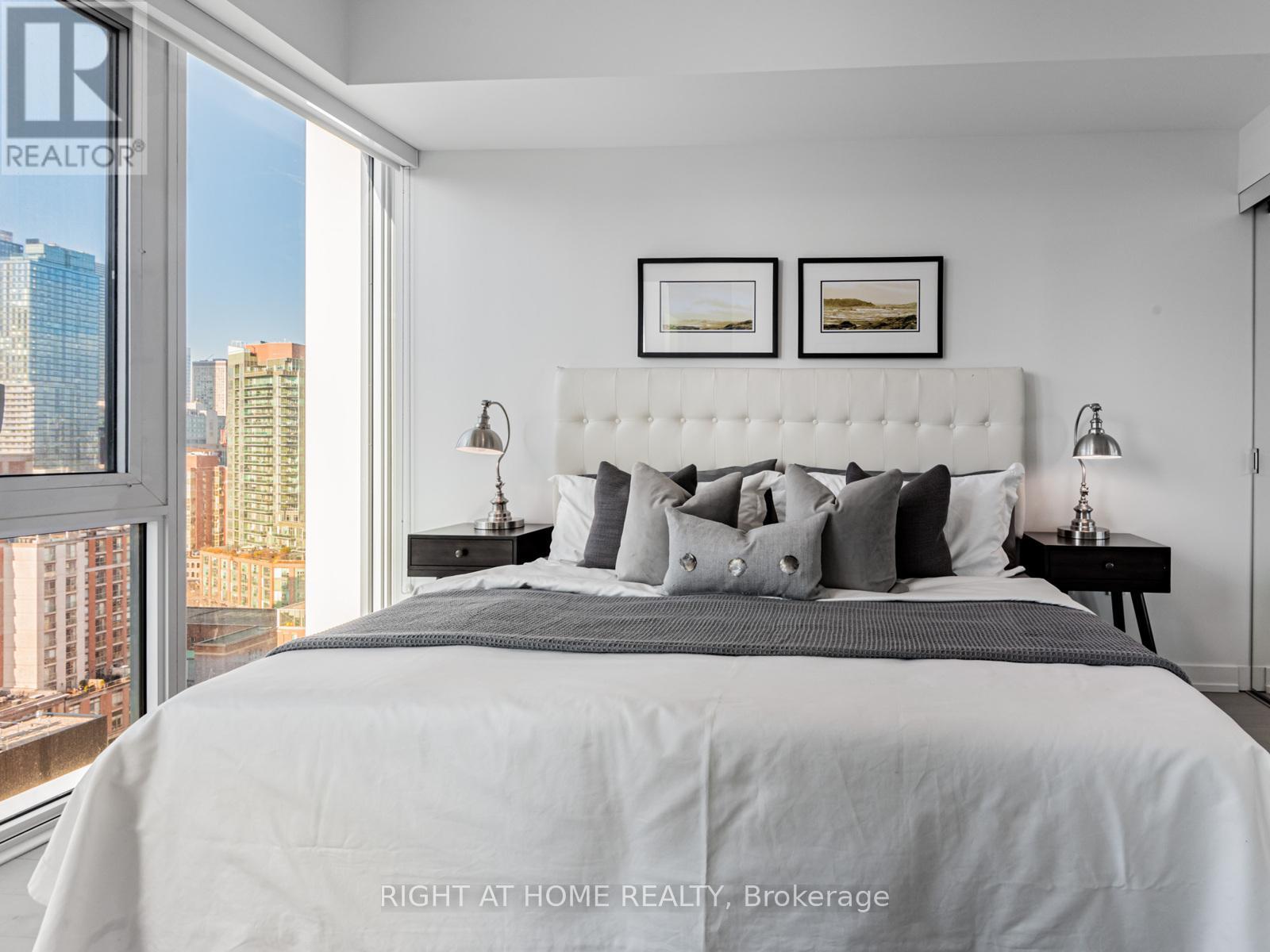 1804 - 158 Front Street, Toronto, Ontario  M5A 0K9 - Photo 17 - C12683252