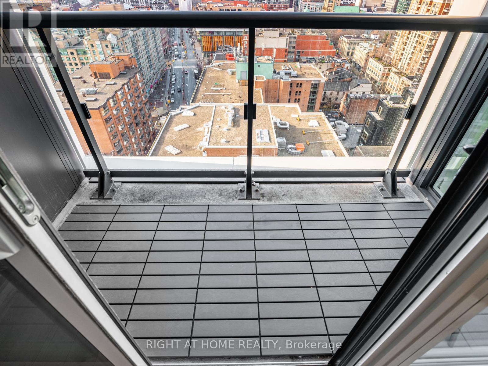 1804 - 158 Front Street, Toronto, Ontario  M5A 0K9 - Photo 24 - C12683252