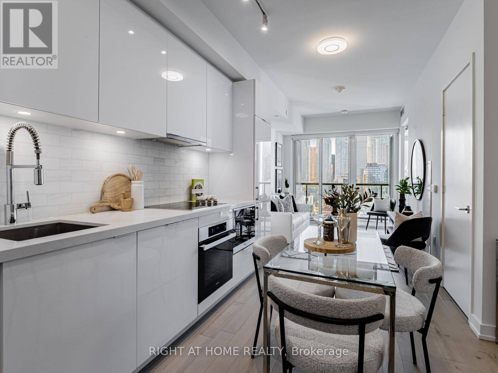 1804 - 158 Front Street, Toronto, Ontario  M5A 0K9 - Photo 9 - C12683252