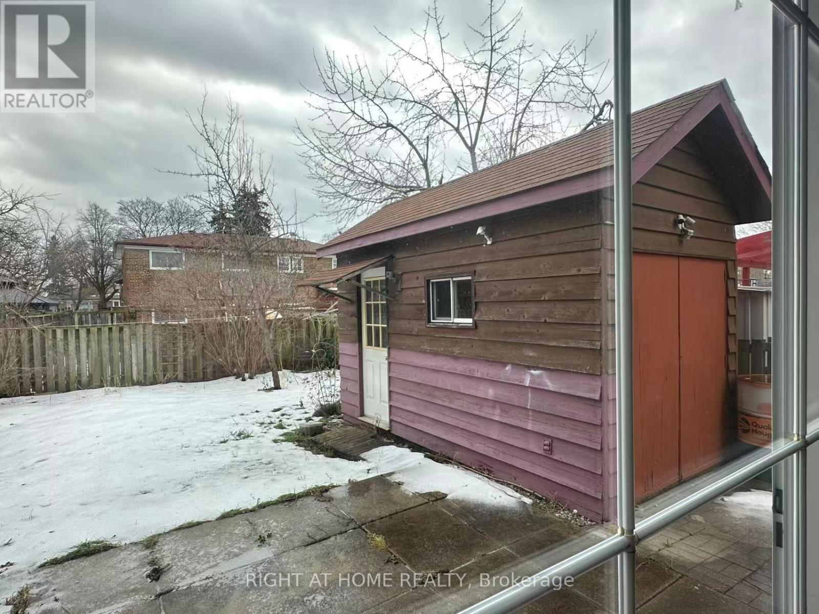 63 Cairnside Crescent, Toronto, Ontario  M2J 3M9 - Photo 15 - C12683268